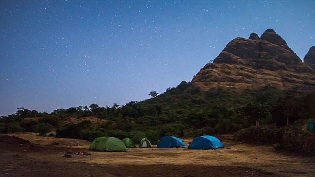 Night-trek-to-prabalmachi